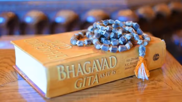 Decoding Sales Management with Bhagavad Gita 🙏